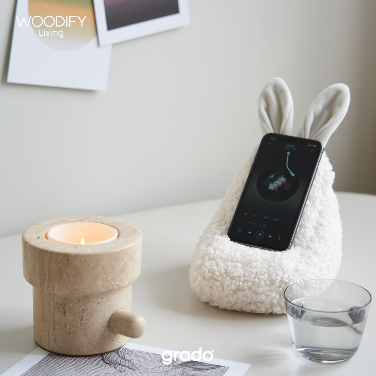Stand-up Rabbit Phone Stand